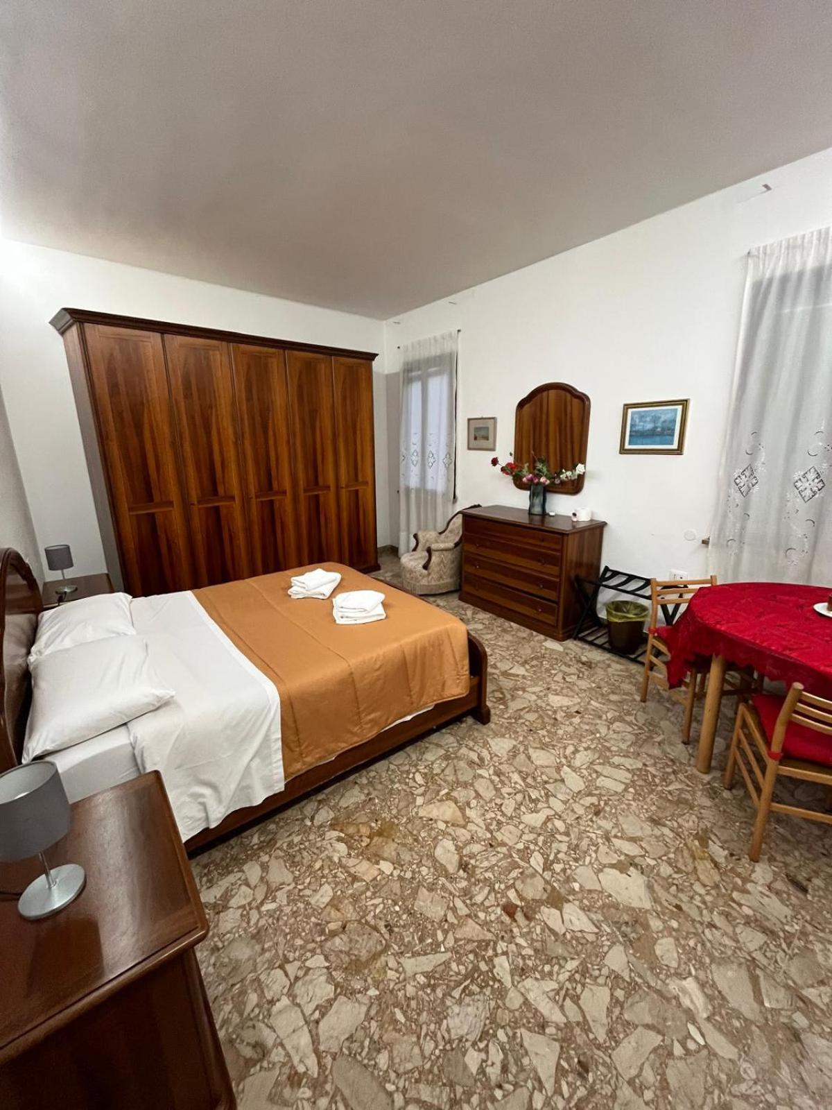 Stefy'S Rooms Венеция Экстерьер фото