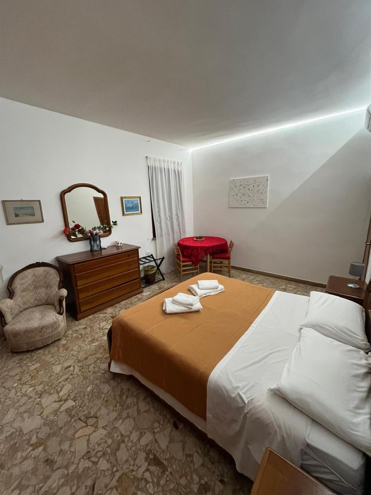 Stefy'S Rooms Венеция Экстерьер фото